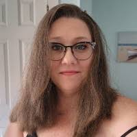 Kelly Mccloud's Instagram, Twitter & Facebook