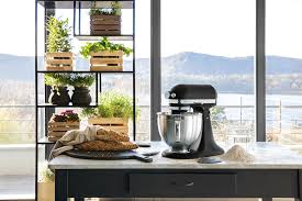 Es dauert drei tage lang und findet unmittelbar nach dem fastenmonat ramadan statt nachdem die muslime 30 bzw. Kitchen Aid