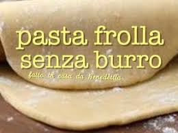 I biscotti senza uova sono frollini golosi e friabili, molto semplici da realizzare. Pin Su Ricette