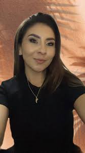 Un poquito dentro de tanto 👷🏻‍♀️👩🏻‍🎨, Amando lo que hago 🤩 y mi deseo  de hoy es que puedas encontrar tu pasión 🤗🪴, #interiorismo  #diseñointerior #arquitetura #arquitecturaydiseño #hogar #comercio ...