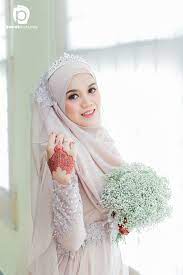 Untuk gabungan warna yang lebih selamat, pilihlah warna putih. 35 Inspirasi Bunga Tangan Untuk Si Pengantin Sweetpictures