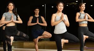 Thousands flock to india between october and march to study yoga. Yoga Schools In India Which Are Top 5 Best Yoga Studios In 2020 2021