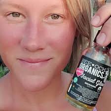 Pocket Size: Organic Facial Glow Oil