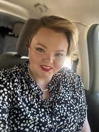 What travel agent to use in Dollywood area for a family of five in spring?