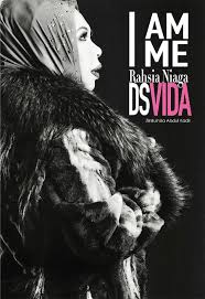 Beliau telah menerima darjah sri sultan ahmad shah pahang (ssap). Vida To Launch Book