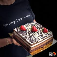 Sus 26 maravillosos campos de golf, el clima que permite jugar los. Brisa De Espana On Twitter Happy Sunday Selva Negra Cake Black Forest Cake Is A Irresistible Cake With Chocolate Biscuit Chocolate Cream Chantilly And Chocolate Chips Topping Has You Tried It Selvanegra Selvanegracake Blackforestcake