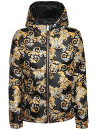 Lenzuola, piumoni, trapunte, copripiumini in offerta al prezzo più basso del web! Cappotti E Giacche Versace Jeans Couture Su Auvergnatcola Sconti Fino Al 50