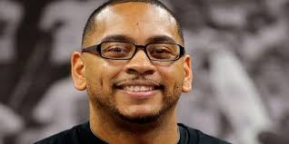 Wife Enters Southeasten Hoops Coach to Redbook Magazine's 'Hottest Husband'  Contest