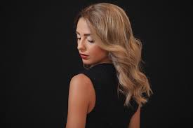 Any longer or further than that and you'll find yourself slacking on your touchups and, gasp, start cheating with a place that's want more hair care tips? Hair Salon Tips For Women