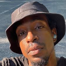 So actually I don't think it was Roger and Garp who defeated and killed  Xebec. But it was the world government or Imu. But to keep this information  hidden they gave the