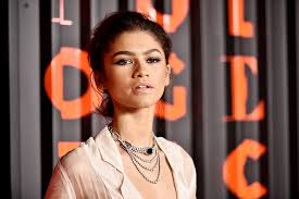 Get the latest news about zendaya. Narkomanka Shpionka I Prodyuser V 16 Let Kak Zendaya Stala Znamenitoj Aktrisoj