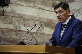 Ηθοποιός, από τους παλαιότερους του σύγχρονου κυπριακού θεάτρου, στις τάξεις του οποίου υπηρετούσε από το 1943. L6ekjqyjr2jlxm