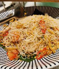 Malaysian kerabu beehoon (rice noodle salad) | healthy malaysian food blog & food recipes. How Can Salad Taste This Good Folks Meet Malaysia S Kerabu Beehoon