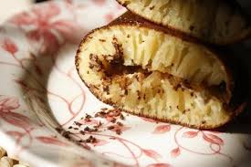 Resep Membuat Martabak Manis Super Enak Dan Sederhana Indonesian Desserts Food Crepes And Waffles Baking soda atau soda kue hanya mengandung natrium bikarbonat saja, sedangkan baking dalam penggunaannya, baking soda sebaiknya dicampur dengan adonan yang mengandung bahan jika resep kue yang anda buat membutuhkan baking soda, dan di dapur anda hanya tersedia baking. pinterest