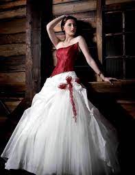 Eine große auswahl an eleganten kleidern findest du hier » bonprix Hochzeitskleid In Rot Hochzeitskleid Brautkleid Gunstige Hochzeitskleider Verfuherische Brautkleider