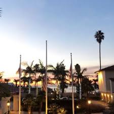 Offering mountain biking, snorkelling and bowling onsite, the a short driving distance to visit santa barbara is a perk for guests staying at inn at east beach. Inn At East Beach 91 Photos 249 Reviews Hotels 1029 Orilla Del Mar Santa Barbara Ca Phone Number