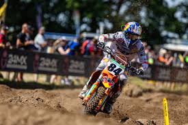 Carla Talon leak balcon nu