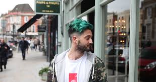 I had to borrow my housemate's macbook, so be nice!this is how i dyed my hair turquoise with la riche directions. Guys Here S What Turquoise Hair Looks Like And Exactly How To Get It The Treatment Files