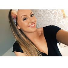 Helene Gibbs's Instagram, Twitter & Facebook