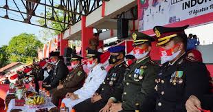 Seorang anggota satpol pp pemkab batu bara, sumatera utara tersengat listrik saat sedang memasang baliho ketua dprd dan kepala satuan polisi pamong praja kota surabayanyaris terlibat adu jotos, dalam rapat dengar pendapat terkait Girl Timeout Pendaftaran Satpol Pp Sampit Lowongan Kerja Lowongan Kerja Satpol Pp Sma Smk D3 S1 Tahun 2020 Satpol Pp Satuan Polisi Pamong Praja Adalah Salah Satu Aparat Perangkat Pemerintah Daerah