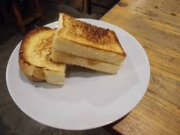 Untuk membuat roti bakar di rumah, tidak perlu menggunakan alat pemanggang/bakar khusus untuk membuat roti bakar. 8 Cara Membuat Roti Bakar Sederhana Dan Mudah Di Rumah