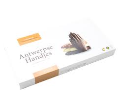 Alla leggenda è inoltre dedicata una fontana collocata nella centrale grote markt e intitolata a silvio brabone. Antwerpse Handjes Chocolade Gevuld Grote Doos 24 St Sjokolat