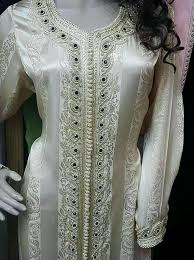Caftan jawhara 2020 تشكيلة موديلات رائعة بثوب جوهرة. Pin By Na Ssima On Jawhara Caftan Moroccan Dress Kaftan Designs Moroccan Caftan