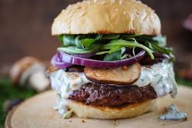 Birkenwald Burger Von Hans Im Gluck Mit Champignons Und Schnittlauchsosse Lebensmittel Essen Essen Hans Im Gluck Burger