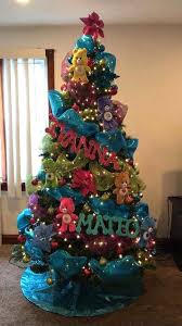 40 Unique Christmas Trees Ideas Designs Decor Home Ideas Cool Christmas Trees Rainbow Christmas Tree Unique Christmas Trees