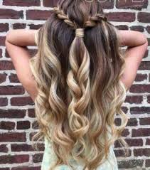 Stunning Prom Hairstyles Half Up Half Down Prom Hairstyles Updos Prom Hairstyles For Long Hair Super Easy Hairstyles Braided Hairstyles Easy