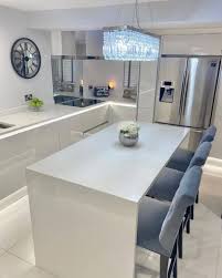 Is it possible to fit an island in a small kitchen? Top 81 Small Kitchen Island Ideas