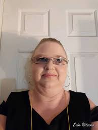 Pastora que acreditava que o coronavírus era uma 'farsa' morre vítima da  doença