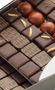 Hasnaa Assortiment Noir Lait Chocolat Chocolat Noir Chocolat De Luxe