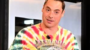 Jeff Mauro's White Pizza Dip Is The Perfect Party & Game Day Snack