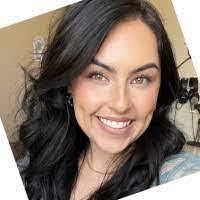 Abraham Lizaola's Instagram, Twitter & Facebook