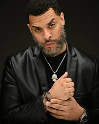 Todd J Phillips (@BeATrueLegend)