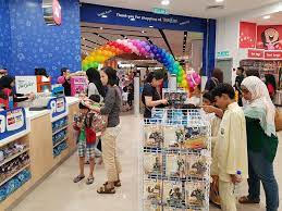 Constructore, căi ferate, biciclete, mașini, jocuri active și multe altele! Come On Over To Toys R Us Melawati Toys R Us Malaysia Facebook