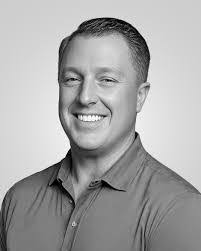 Jason Rea's Instagram, Twitter & Facebook