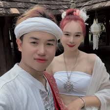 หน่อ แรง