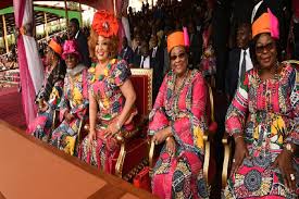 Cette année, le thème de la journée internationale des femmes (le 8 mars), « leadership féminin : Journee Internationale De La Femme Chantal Biya A Preside Le Defile Au Boulevard Du 20 Mai