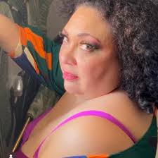 S9 e250: Beauty and Politic w/ Bee Bee Sanchez Bee Bee Sanchez joins Viktor  Devonne to talk life in Portland, the recent Burlesque Hall of Fame news,  the MET Gala, Harlem Renaissance,