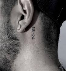 Men tend to choose some more masculine designs as little tribal or kanji symbol. 35 Minimalists Behind The Ear Tattoo Ideas Trendy Designs
