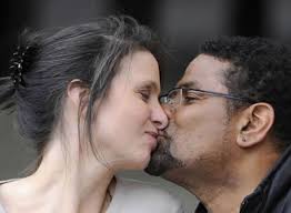 Debbie Purdy quiere irse con todo claro