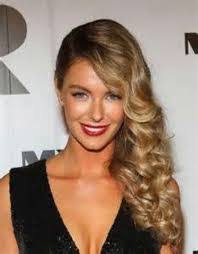 Kelsey Akers's Instagram, Twitter & Facebook