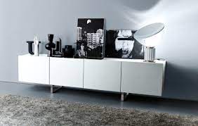 Früher hatte man im wohnzimmer entweder eine kommode oder eine vitrine. Hochwertige Sideboards Im Italienischen Design