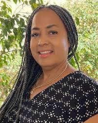 Ingrid Carr's Instagram, Twitter & Facebook