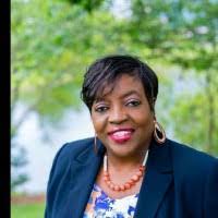 Claudia Frazier's Instagram, Twitter & Facebook