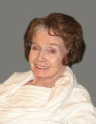 Rosanne Holt's Instagram, Twitter & Facebook