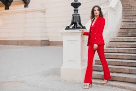 Check spelling or type a new query. Le Tailleur Pantalon Femme Pour Une Ceremonie De Mariage