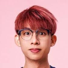 Robin Lim's Instagram, Twitter & Facebook